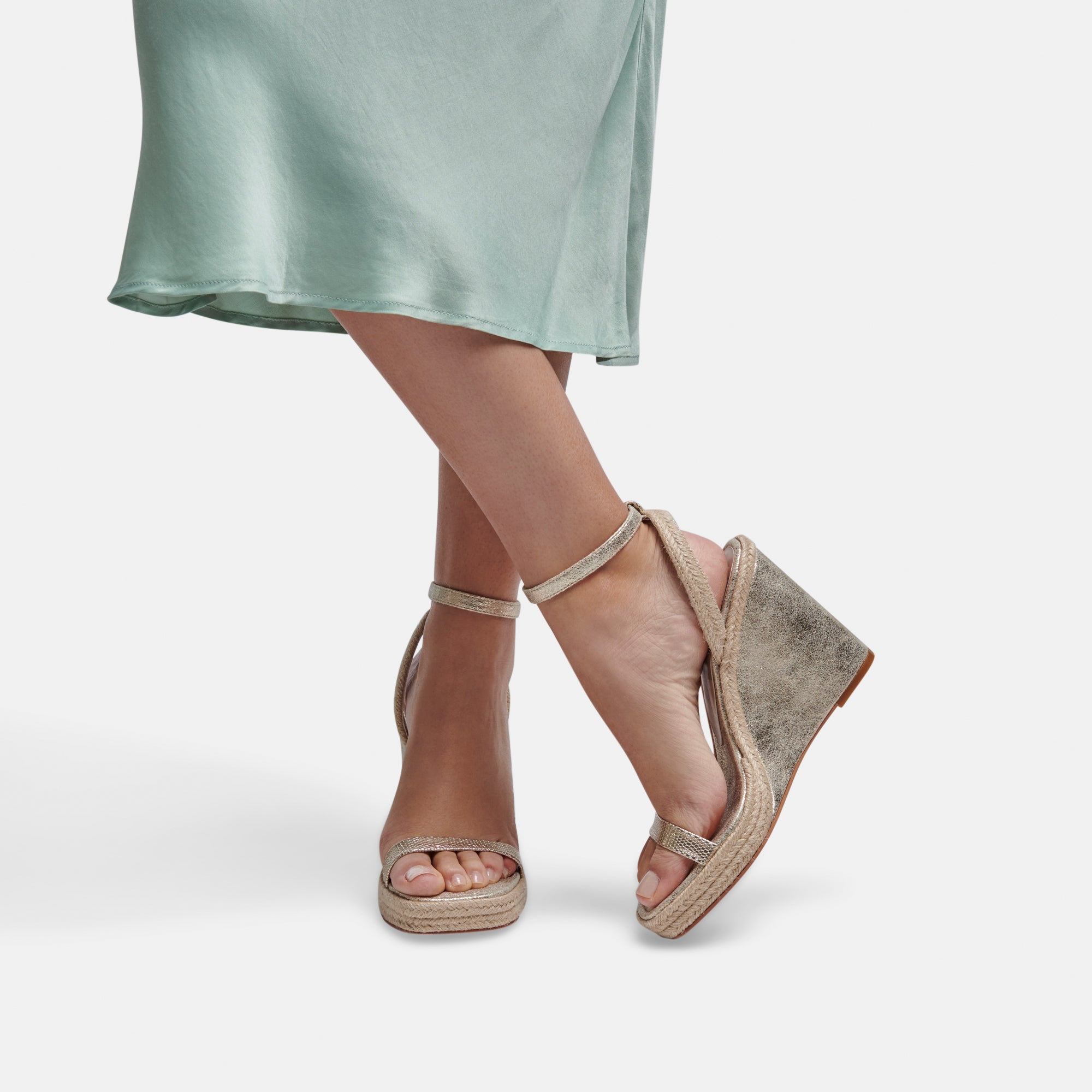 AURORA HEELS LIGHT GOLD METALLIC STELLA - re:vita - Image 8