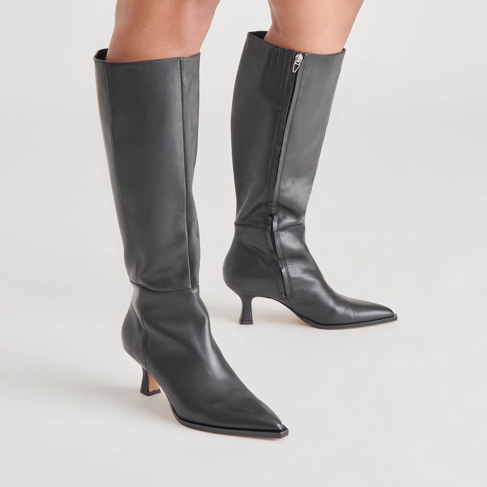 AUGGIE WIDE CALF BOOTS BLACK LEATHER - Image 2