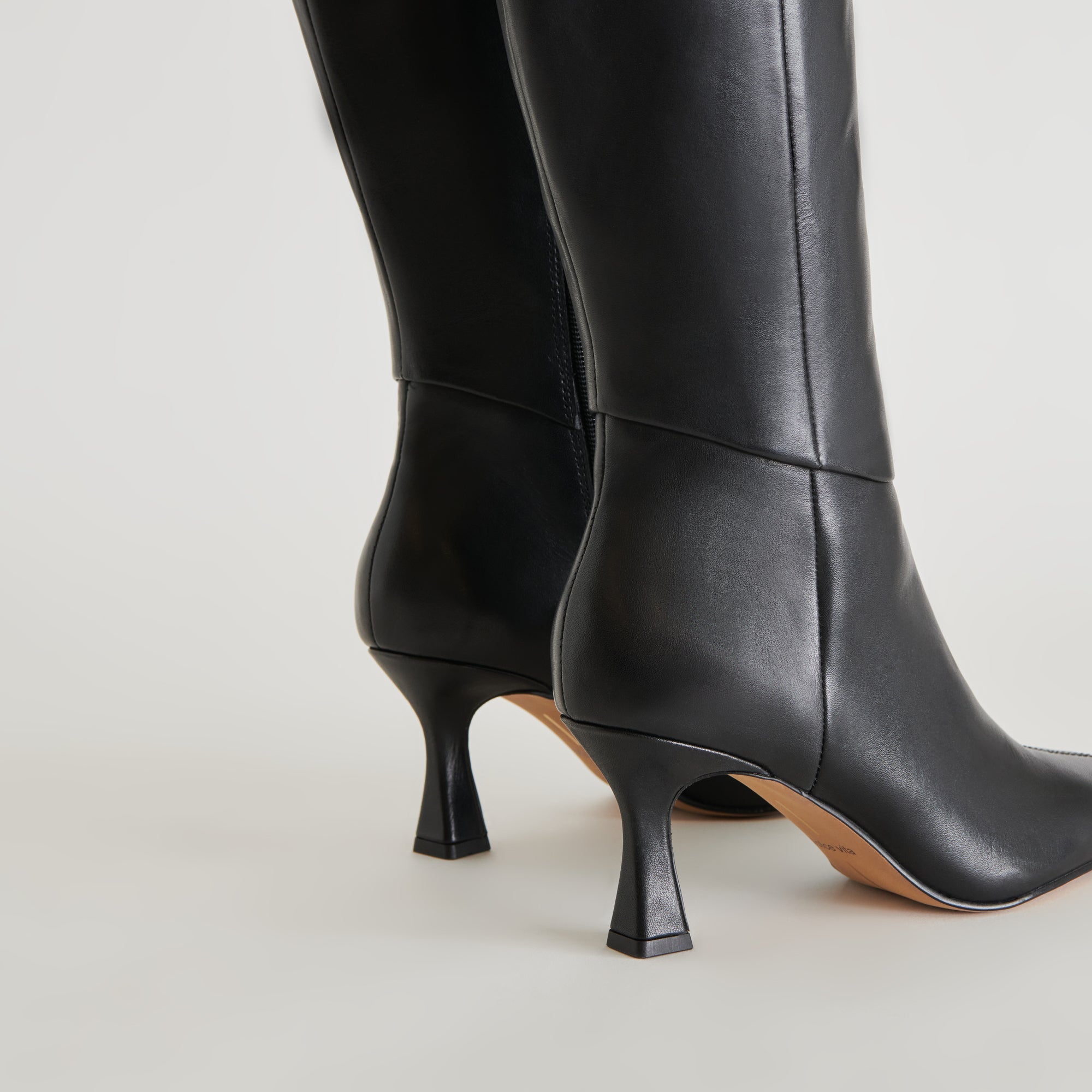 GYRA EXTRA WIDE CALF BOOTS BLACK LEATHER - re:vita - Image 8