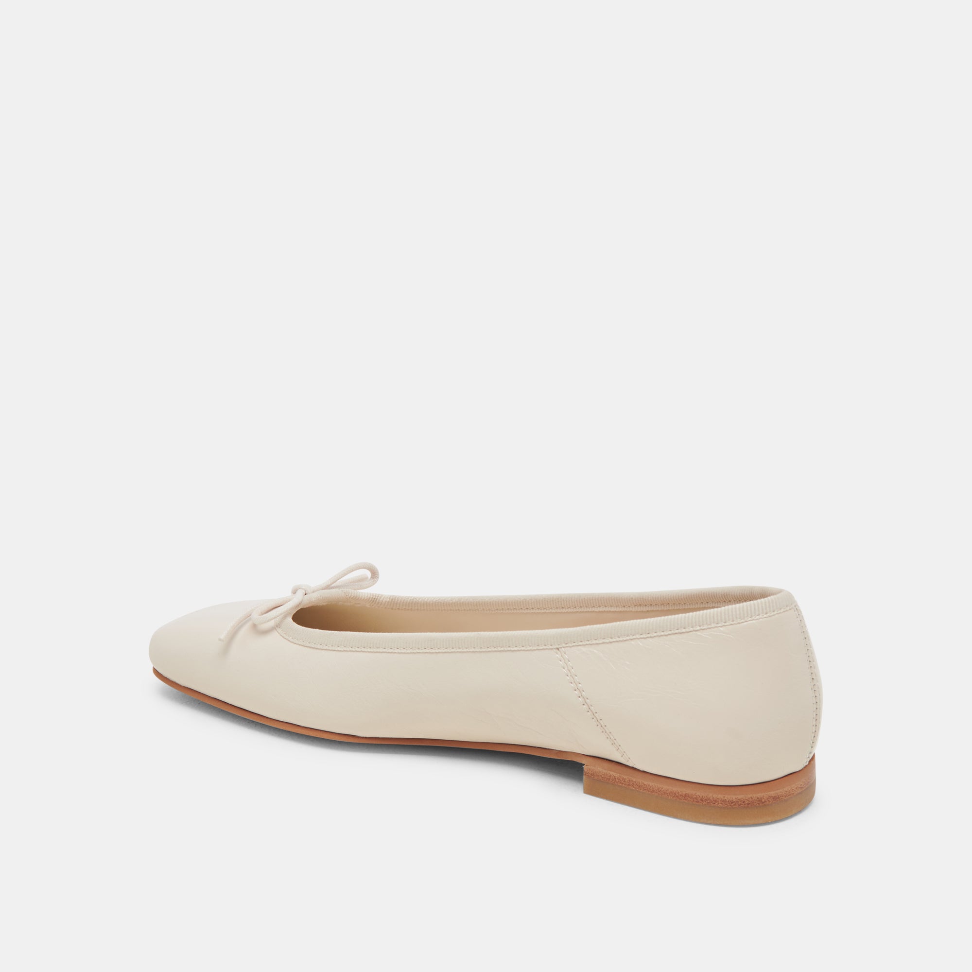 ANISA BALLET FLATS CREME CRINKLE PATENT - Image 8