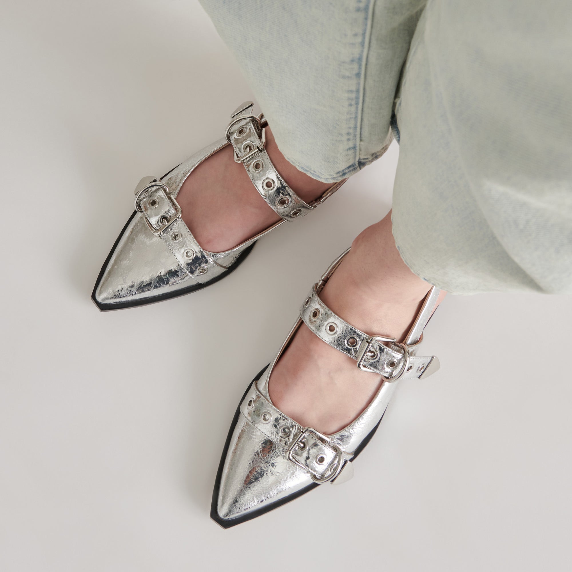 LABELL FLATS SILVER DISTRESSED LEATHER - re:vita - Image 4