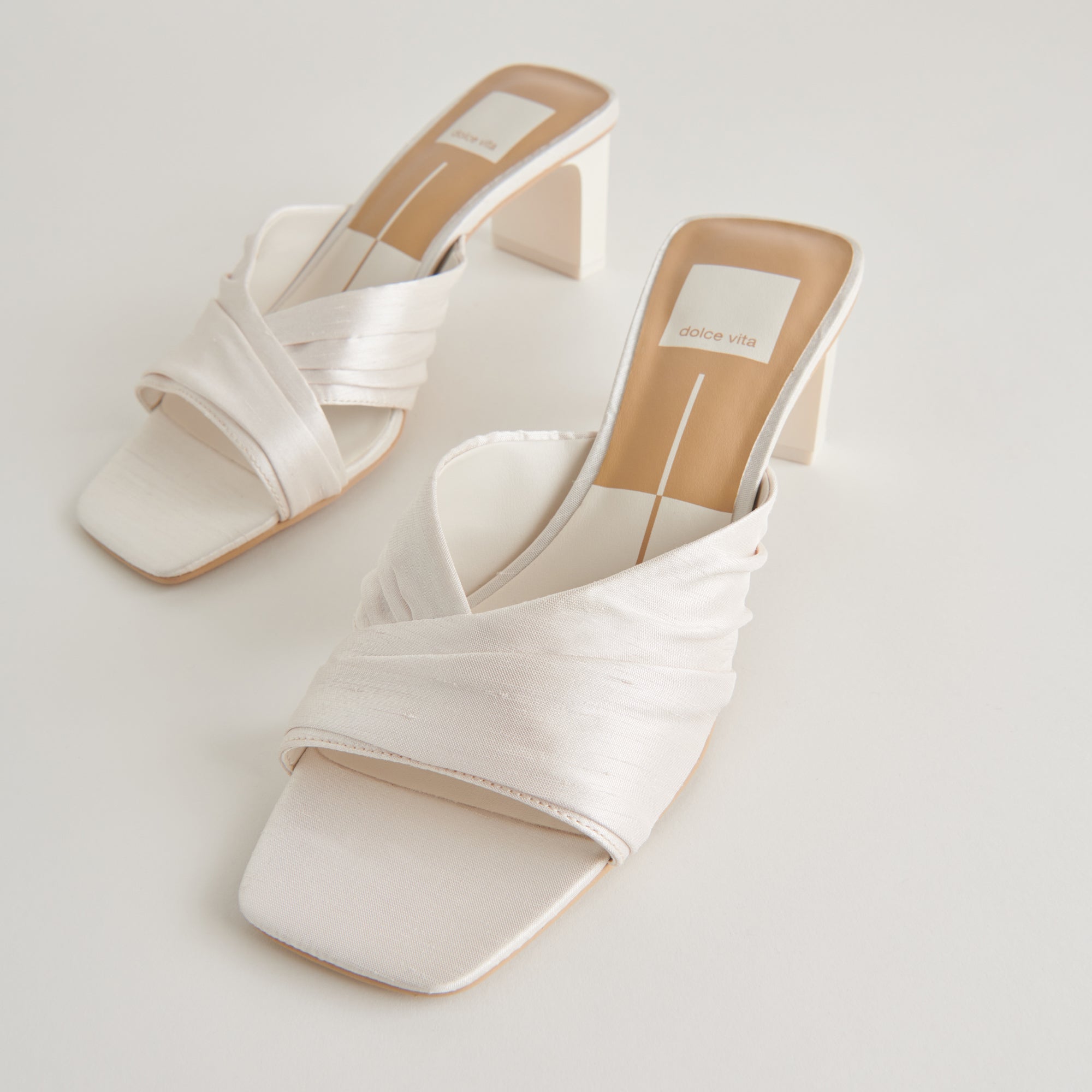CARLAN HEELS OFF WHITE SILK - Image 2