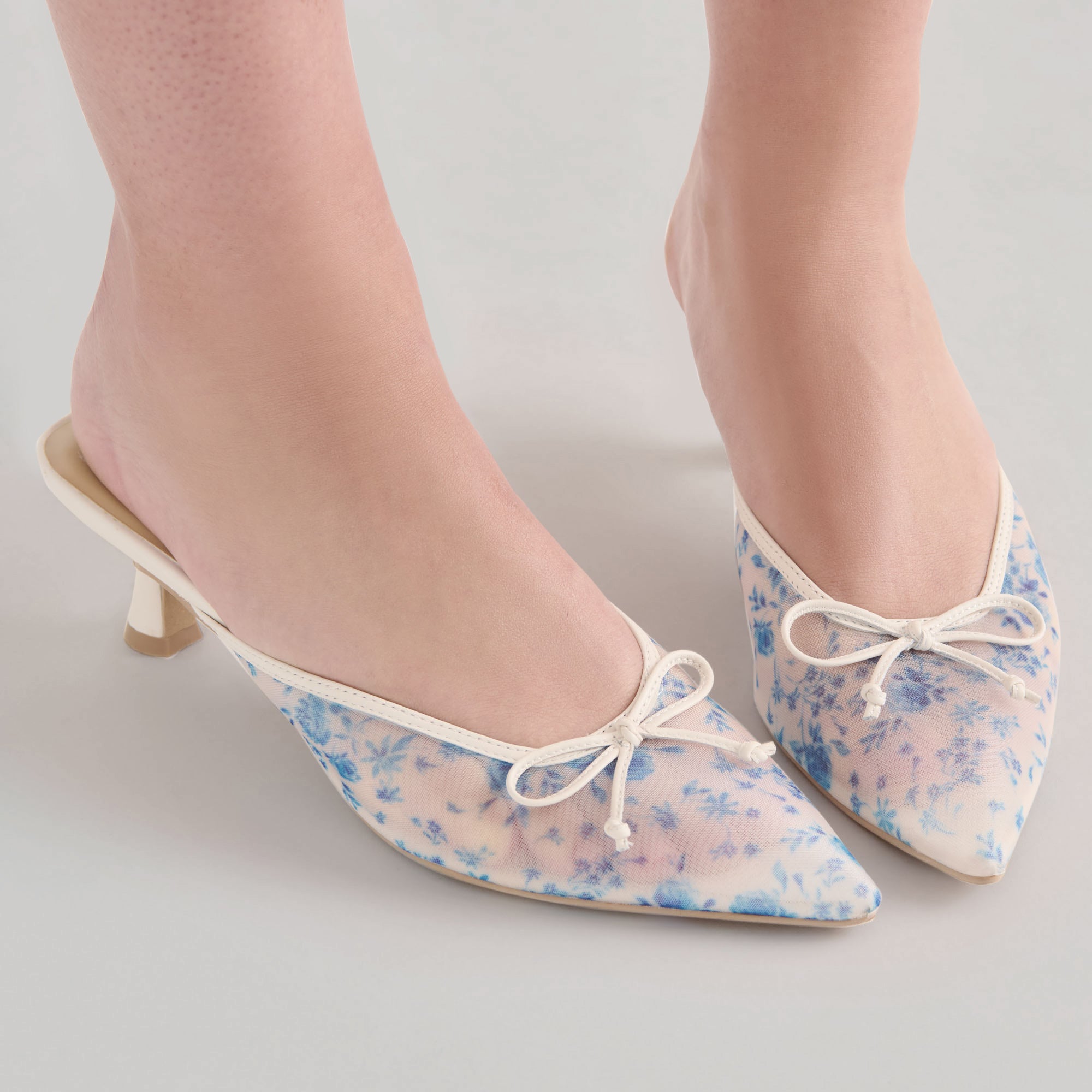 CLEO HEELS BLUE FLORAL MESH - Image 4