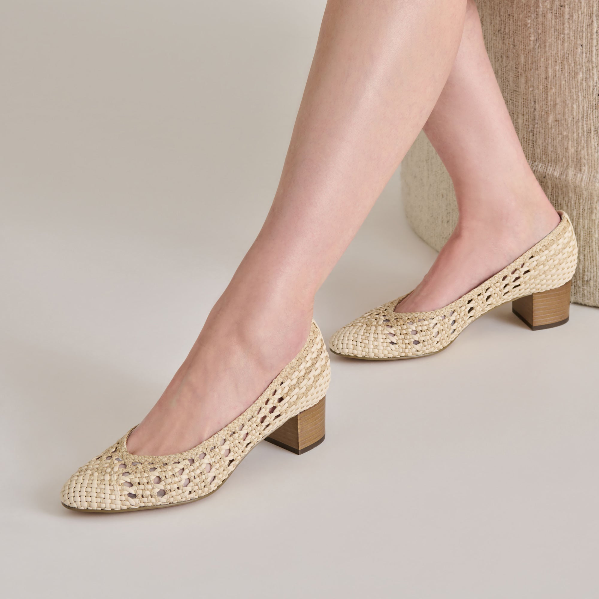 LULA HEELS IVORY MULTI WOVEN RAFFIA - Image 2