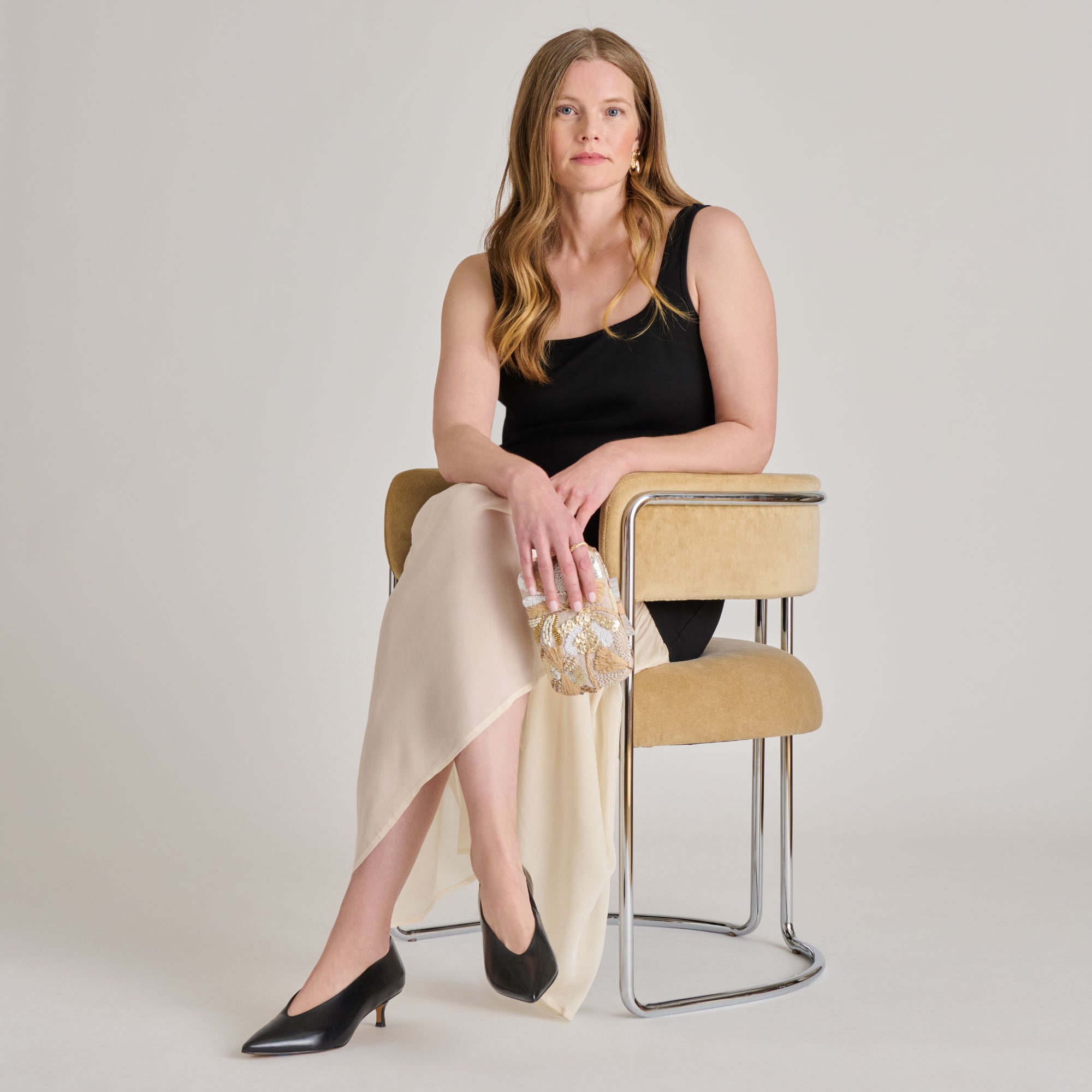 ALWYN HEELS MIDNIGHT CRINKLE PATENT - Image 4