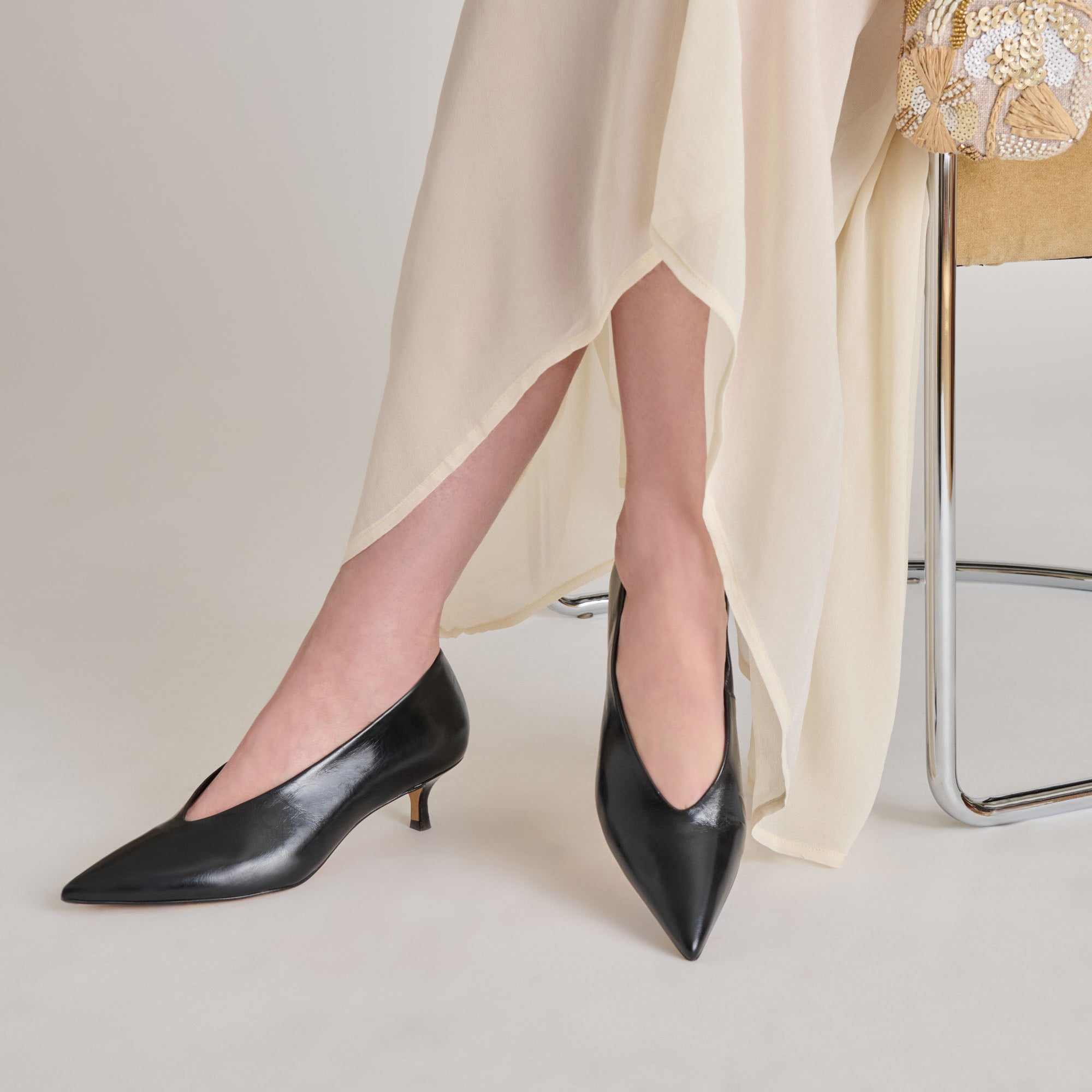 ALWYN HEELS MIDNIGHT CRINKLE PATENT - Image 2