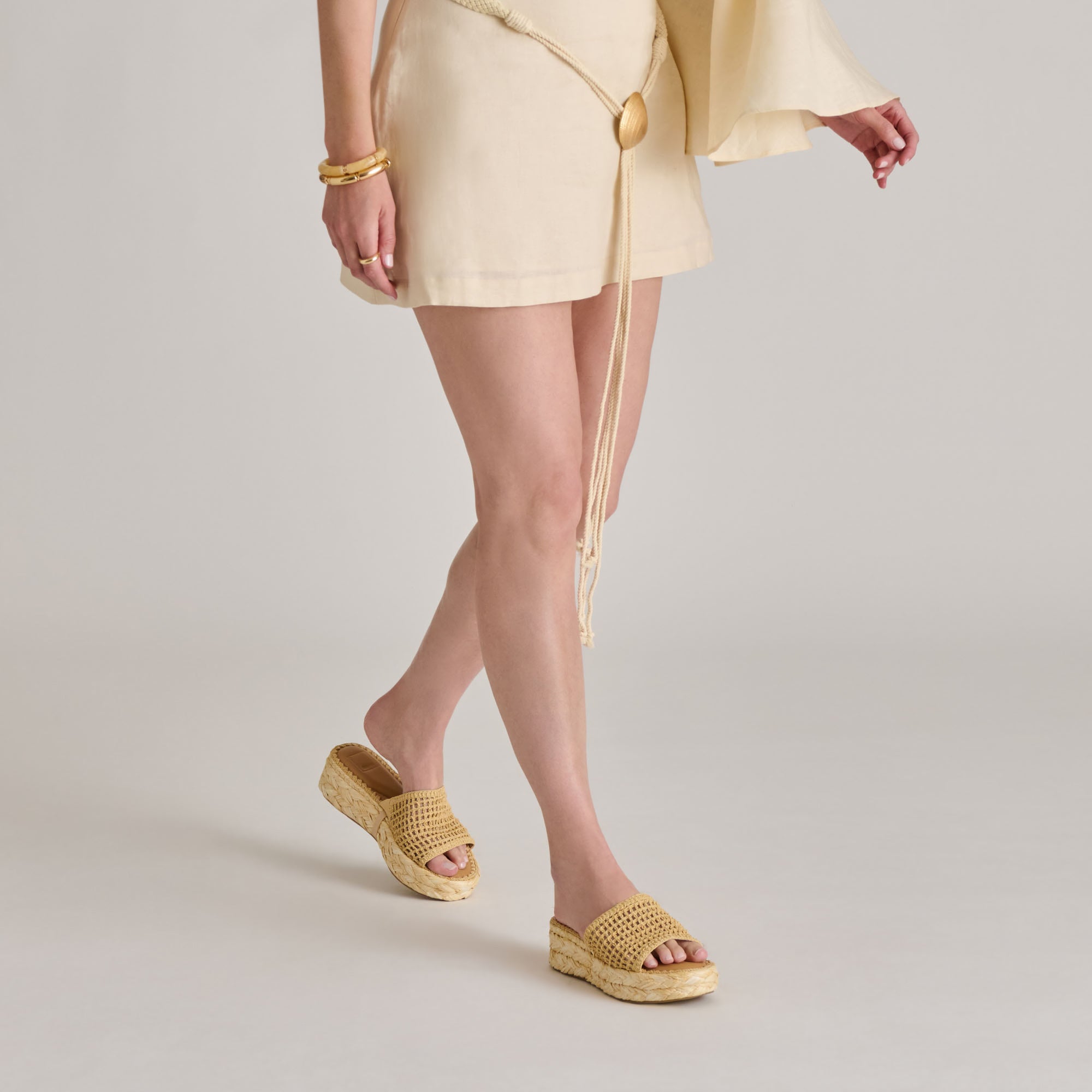 CHAVI MESH SANDALS NATURAL WOVEN RAFFIA - Image 2