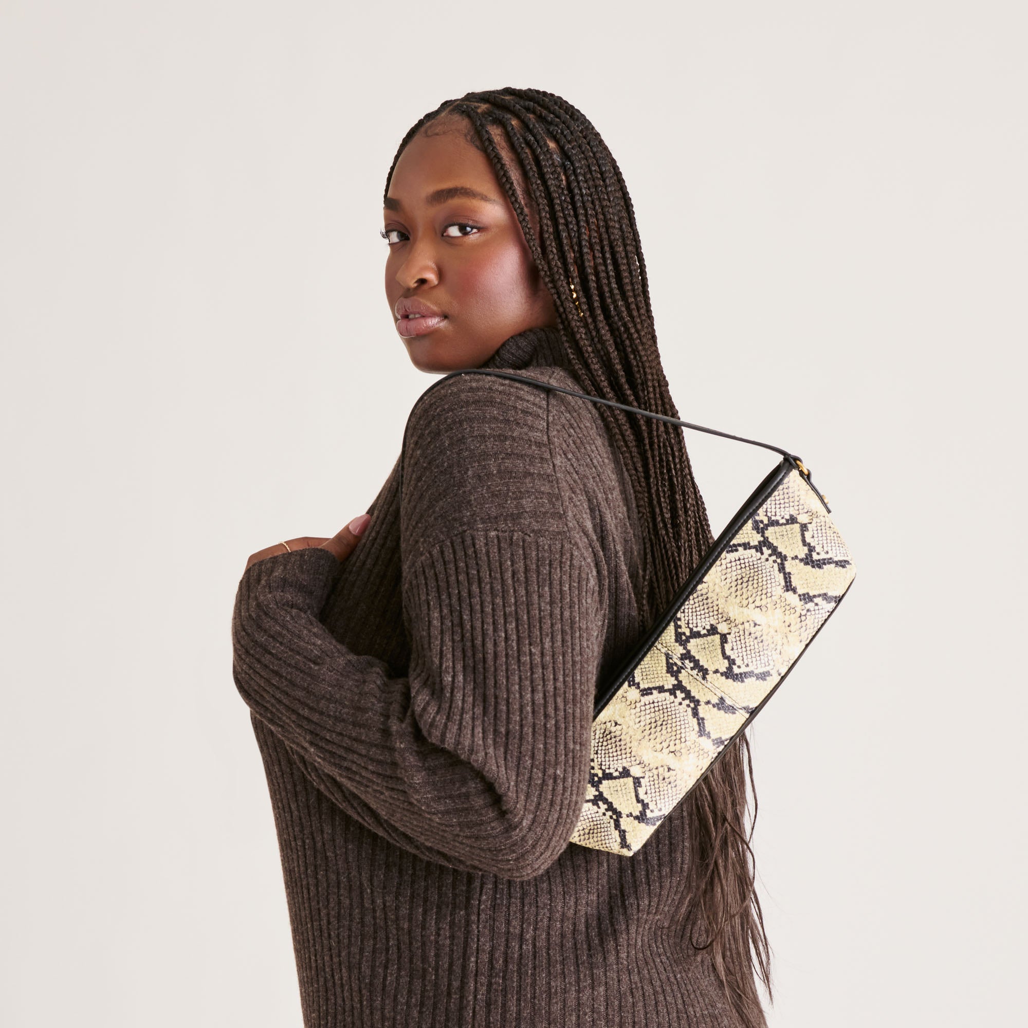 SAVAII SHOULDER BAG BLACK WHITE SNAKE STELLA - Image 2